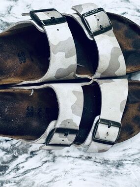 Birkenstock White and Tan Camo Arizona Sandals EU 40